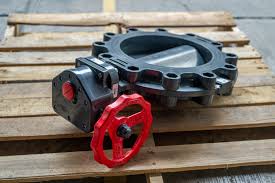 VALVULA MARIPOSA CPVC 4" C/OPERADOR DE ENGRANE